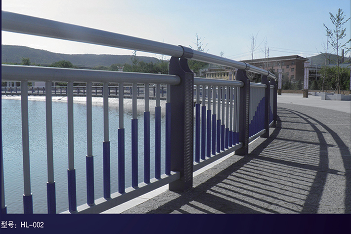 道路护栏